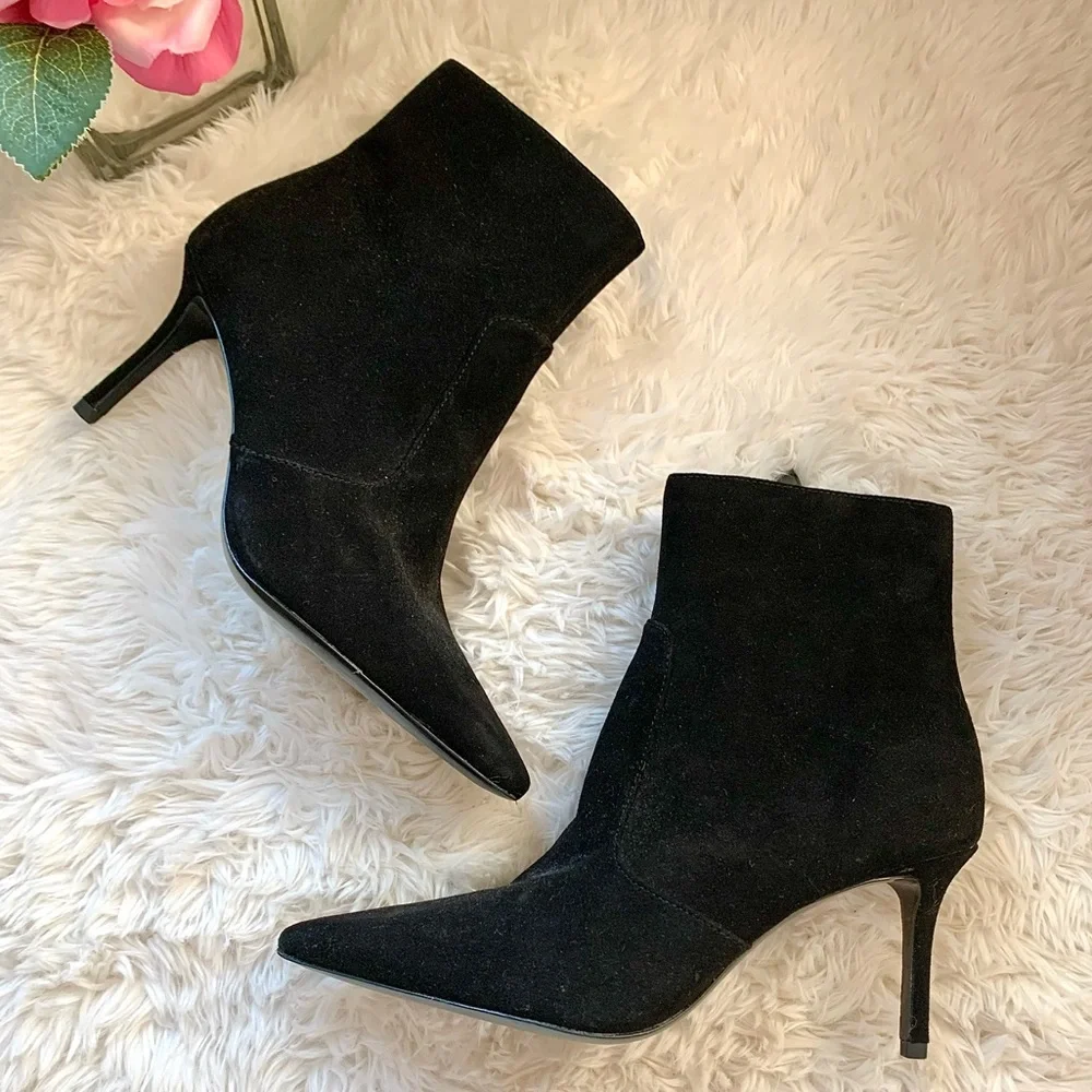 Kate Spade Vikki Black Suede Pointed Toe Booties Ankle Boots 6B